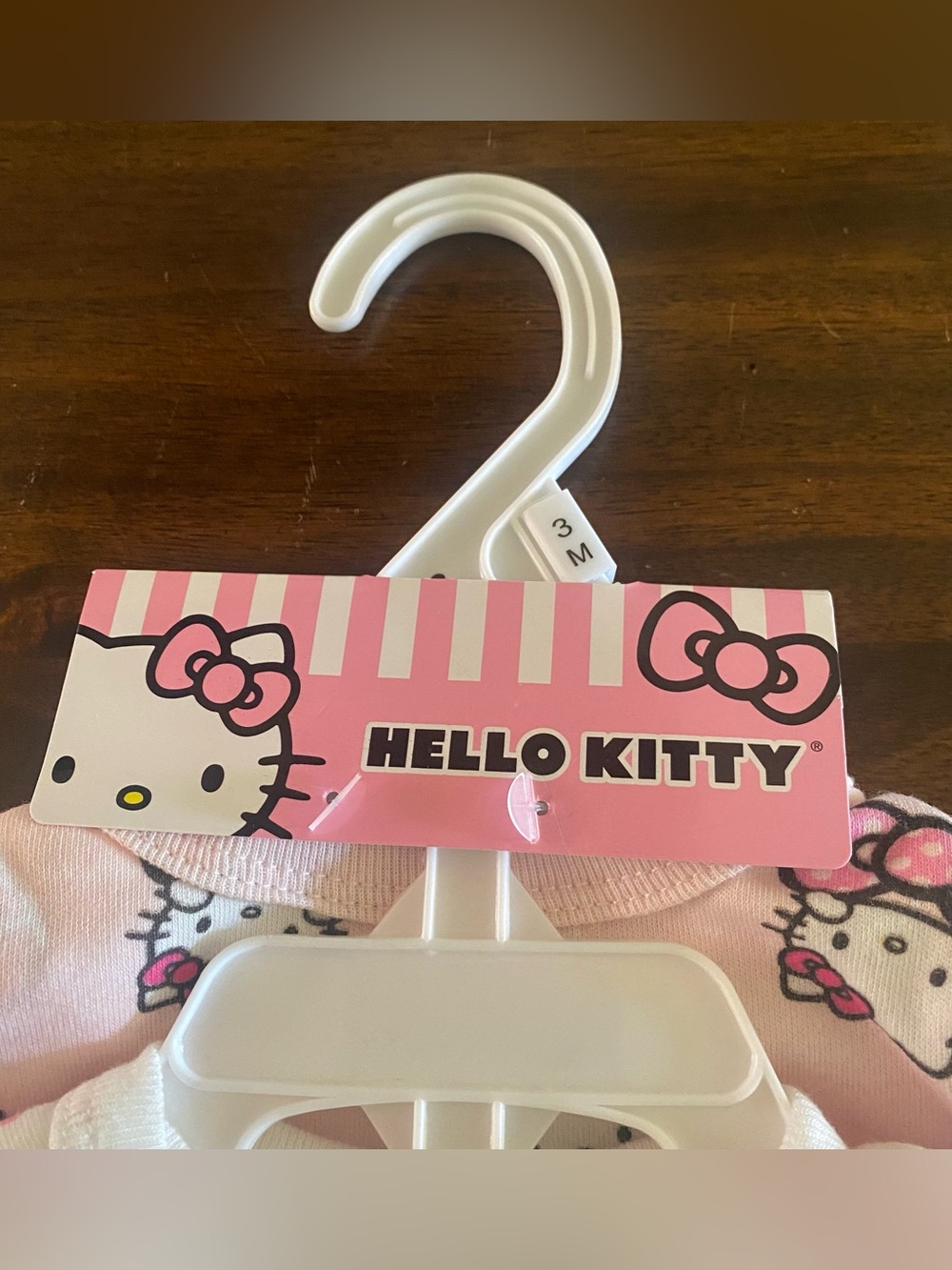 Hello Kitty Pink Ribbed Short-Sleeve One-Piece Bodysuit Set - Picture 5 of 6